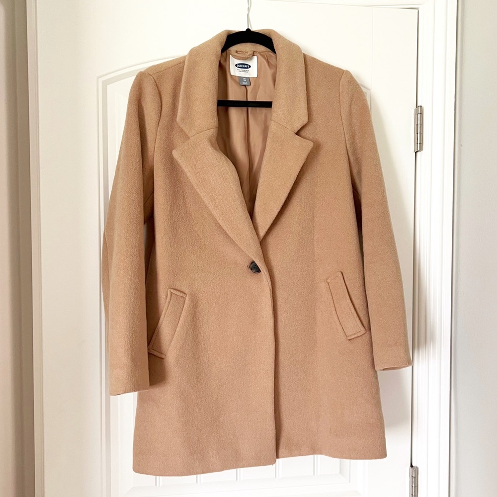 🌼 Tan pea coat 🌼